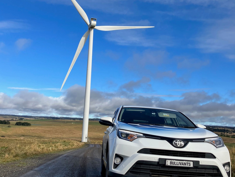 <p>With safety in mind, our team offer expertise and reliability in customising solutions. With a commitment to innovation and safety, Bullivants offer a safe and smooth operation to maximize productivity and reduce downtime. As your partner, you can rely on continuous high-quality product and services required to support your application.</p>